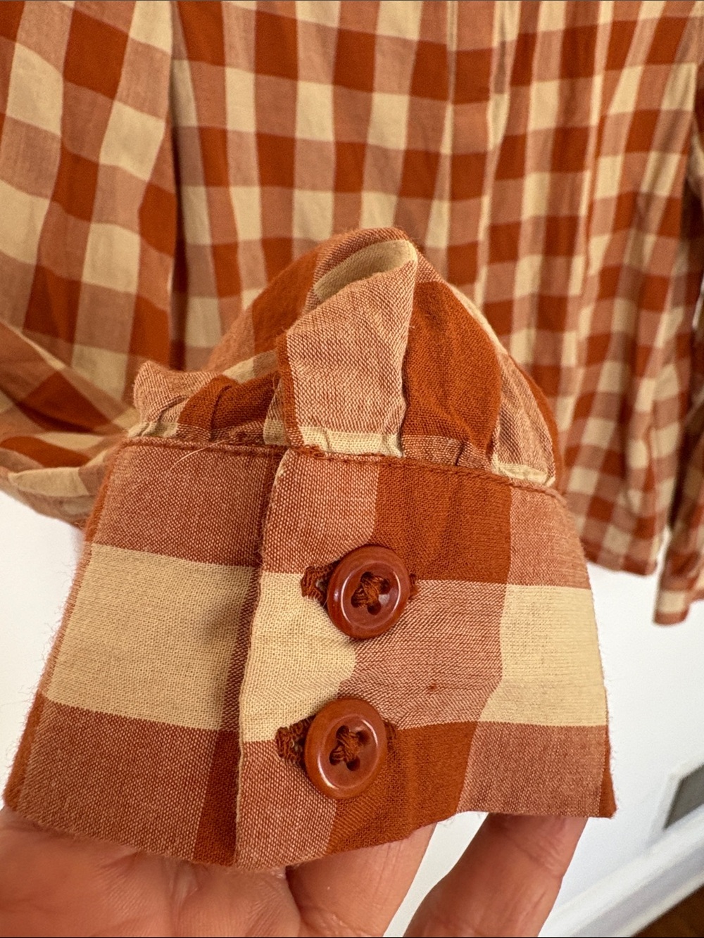 TOAST Checkerboard Button-Front Women’s Top in Rust and Cream. - Picture 5 of 5